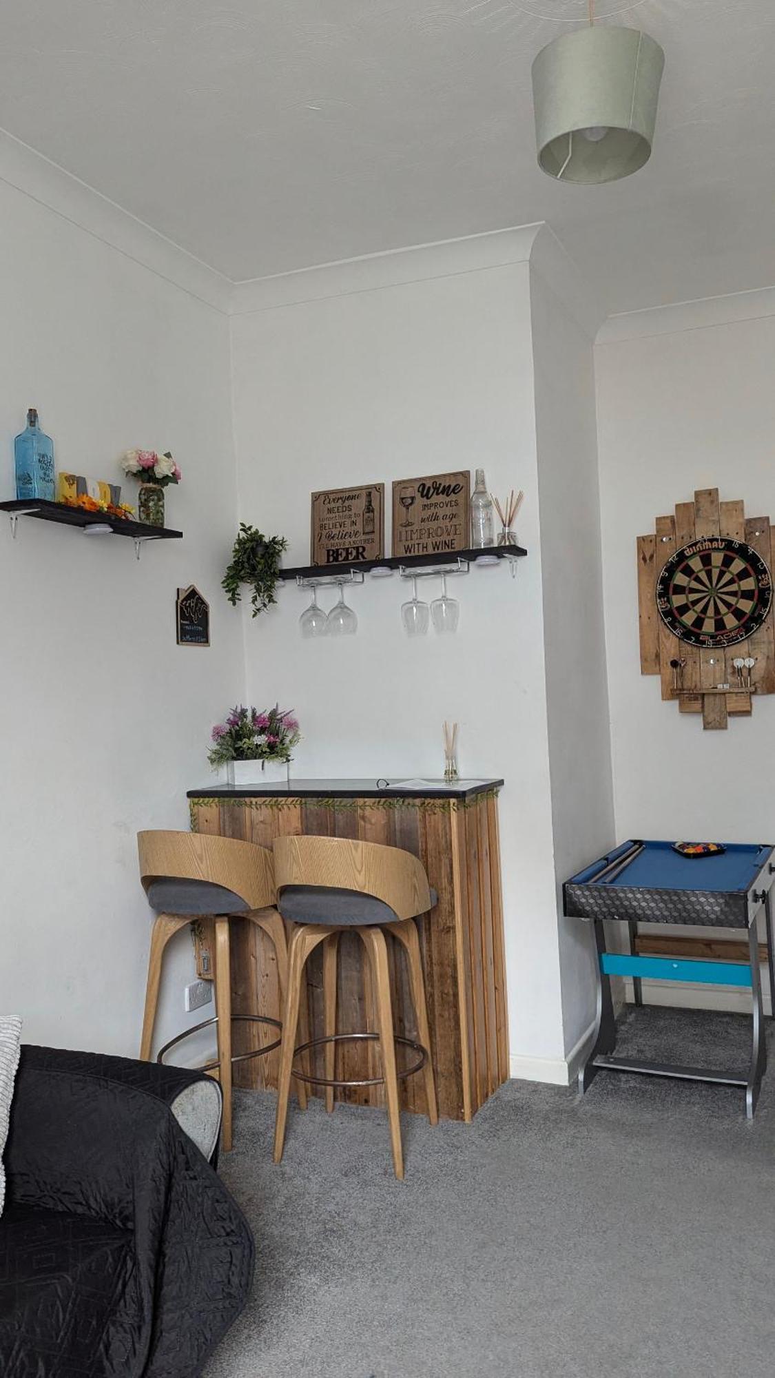 Homely Apartment In The Heart Of Town Centre - Sleeps 6 Bournemouth Exteriör bild